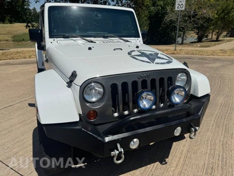 2013 Jeep Wrangler Unlimited Freedom Edition - miniatura 14
