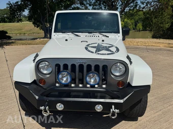 2013 Jeep Wrangler Unlimited Freedom Edition - miniatura 15