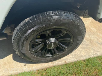2013 Jeep Wrangler Unlimited Freedom Edition - miniatura 32