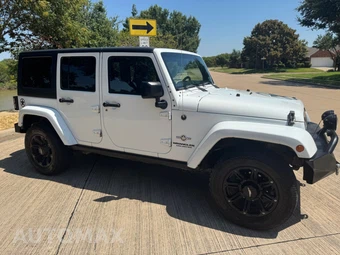 2013 Jeep Wrangler Unlimited Freedom Edition - miniatura 6