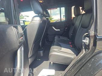 2013 Jeep Wrangler Unlimited Freedom Edition - miniatura 13