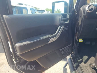 2013 Jeep Wrangler Unlimited Freedom Edition - miniatura 9