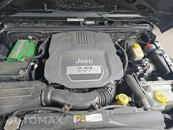2013 Jeep Wrangler Unlimited Freedom Edition - miniatura 15