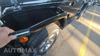 2013 Jeep Wrangler Unlimited Freedom Edition - miniatura 32