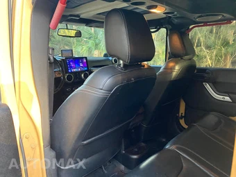 2013 Jeep Wrangler Unlimited Rubicon - miniatura 26