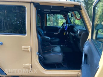 2013 Jeep Wrangler Unlimited Rubicon - miniatura 31