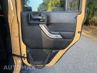 2013 Jeep Wrangler Unlimited Rubicon - miniatura 35