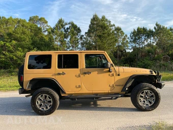 2013 Jeep Wrangler Unlimited Rubicon - miniatura 5
