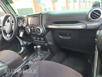 2013 Jeep Wrangler Unlimited Rubicon - miniatura 16