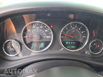 2013 Jeep Wrangler Unlimited Rubicon - miniatura 6