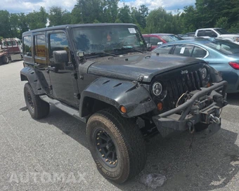 2013 Jeep Wrangler Unlimited Sahara - miniatura 3