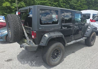 2013 Jeep Wrangler Unlimited Sahara - miniatura 5