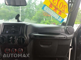 2013 Jeep Wrangler Unlimited Sahara - miniatura 19