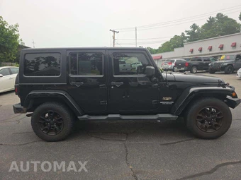 2013 Jeep Wrangler Unlimited Sahara - miniatura 4