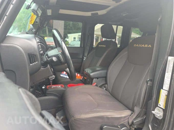 2013 Jeep Wrangler Unlimited Sahara - miniatura 6