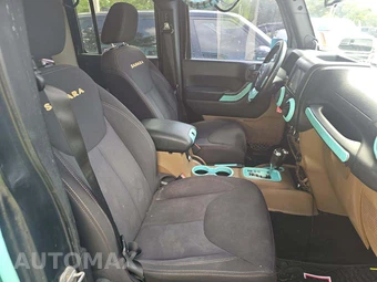 2013 Jeep Wrangler Unlimited Sahara - miniatura 18