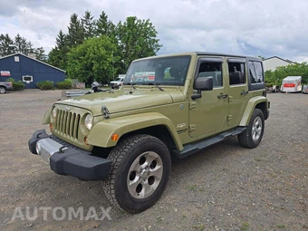 2013 Jeep Wrangler Unlimited Sahara