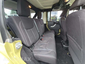 2013 Jeep Wrangler Unlimited Sahara - miniatura 16