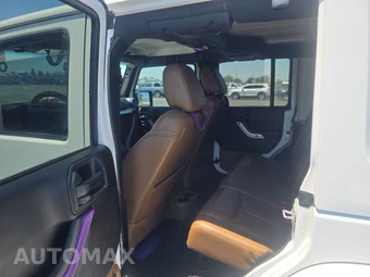 2013 Jeep Wrangler Unlimited Sahara - miniatura 13
