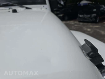 2013 Jeep Wrangler Unlimited Sahara - miniatura 20
