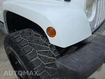 2013 Jeep Wrangler Unlimited Sahara - miniatura 26