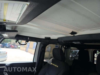 2013 Jeep Wrangler Unlimited Sahara - miniatura 8