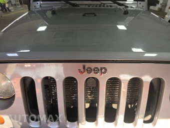 2013 Jeep Wrangler Unlimited Sahara - miniatura 15