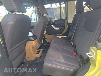 2013 Jeep Wrangler Unlimited Sahara - miniatura 13