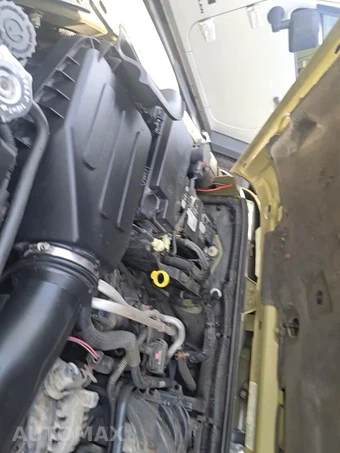 2013 Jeep Wrangler Unlimited Sahara - miniatura 26