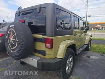 2013 Jeep Wrangler Unlimited Sahara - miniatura 3