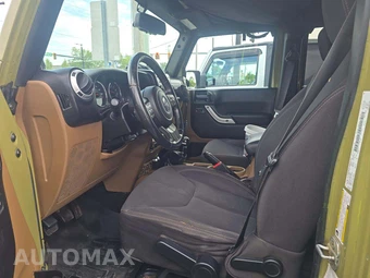 2013 Jeep Wrangler Unlimited Sahara - miniatura 6