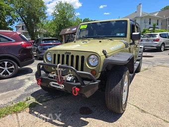 2013 Jeep Wrangler Unlimited Sahara