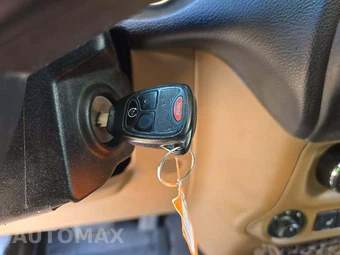2013 Jeep Wrangler Unlimited Sahara - miniatura 8