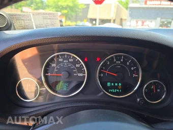 2013 Jeep Wrangler Unlimited Sahara - miniatura 9