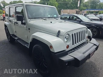 2013 Jeep Wrangler Unlimited Sahara - miniatura 3