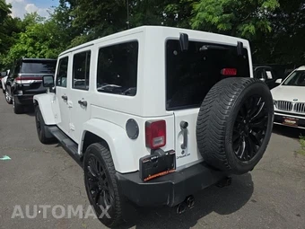 2013 Jeep Wrangler Unlimited Sahara - miniatura 6