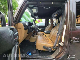 2013 Jeep Wrangler Unlimited Sahara - miniatura 6
