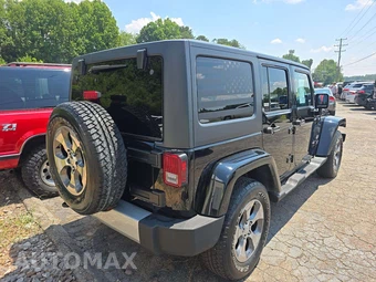 2013 Jeep Wrangler Unlimited Sahara - miniatura 3