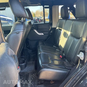 2013 Jeep Wrangler Unlimited Sahara - miniatura 34