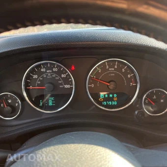 2013 Jeep Wrangler Unlimited Sahara - miniatura 37