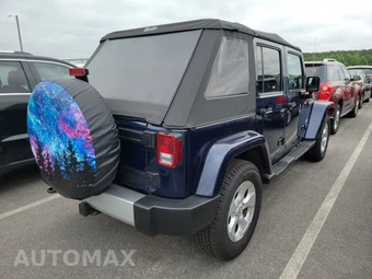 2013 Jeep Wrangler Unlimited Sahara - miniatura 4