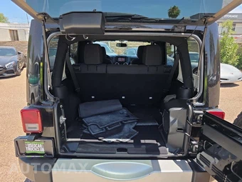 2013 Jeep Wrangler Unlimited Sahara - miniatura 14