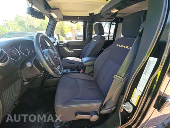 2013 Jeep Wrangler Unlimited Sahara - miniatura 6