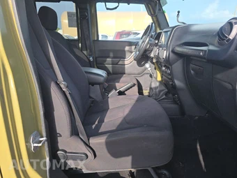 2013 Jeep Wrangler Unlimited Sport - miniatura 8