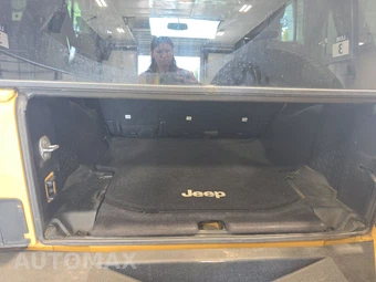 2013 Jeep Wrangler Unlimited Sport - miniatura 16