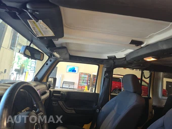 2013 Jeep Wrangler Unlimited Sport - miniatura 17