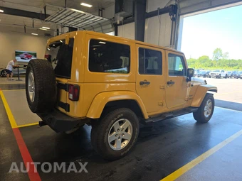 2013 Jeep Wrangler Unlimited Sport - miniatura 4