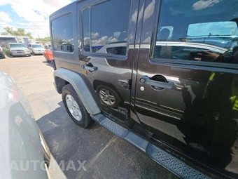 2013 Jeep Wrangler Unlimited Sport - miniatura 23