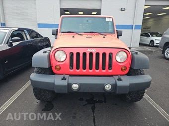 2013 Jeep Wrangler Unlimited Sport - miniatura 2