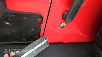 2013 Jeep Wrangler Unlimited Sport - miniatura 20